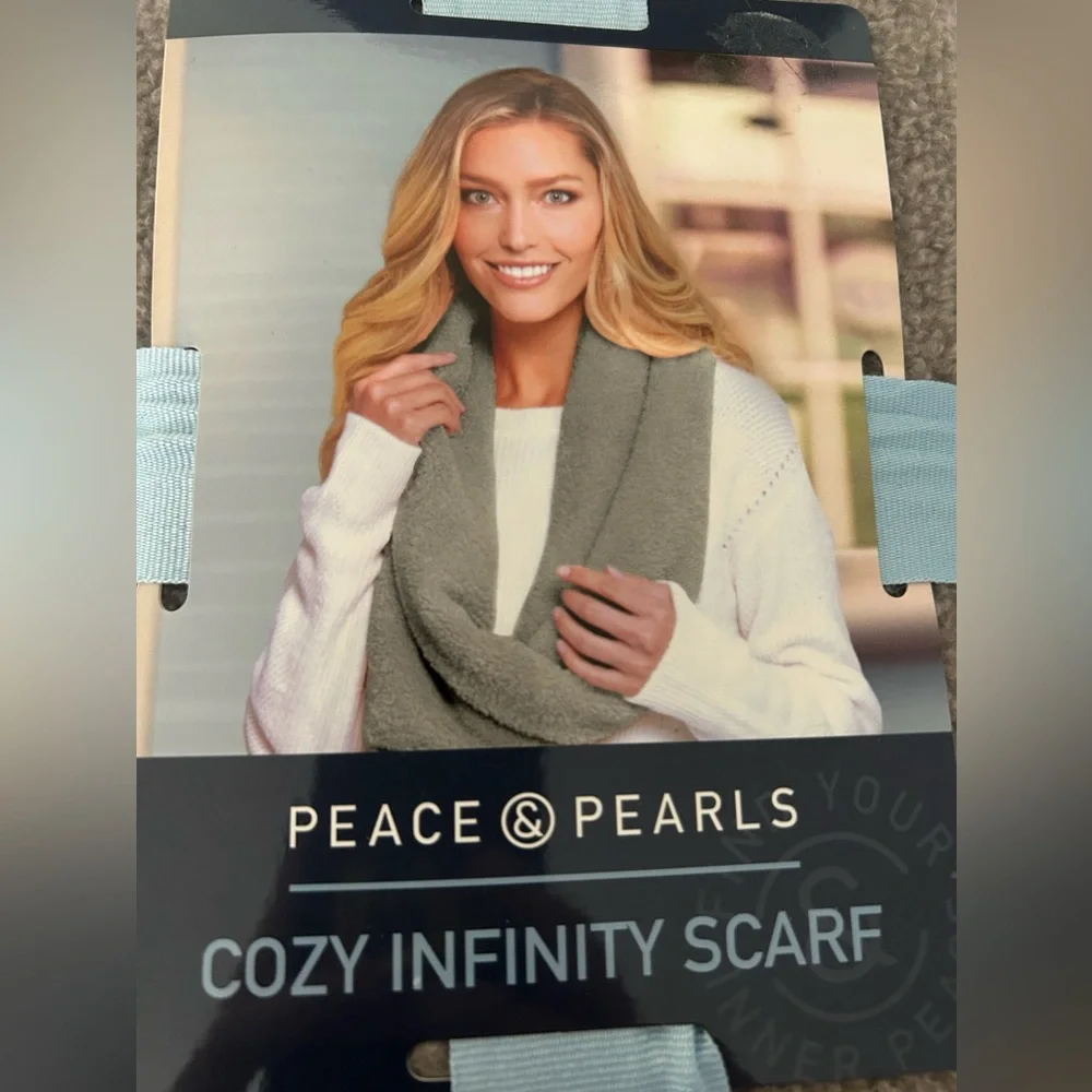 Peace & pearls NWT cozy infinity scarf gray